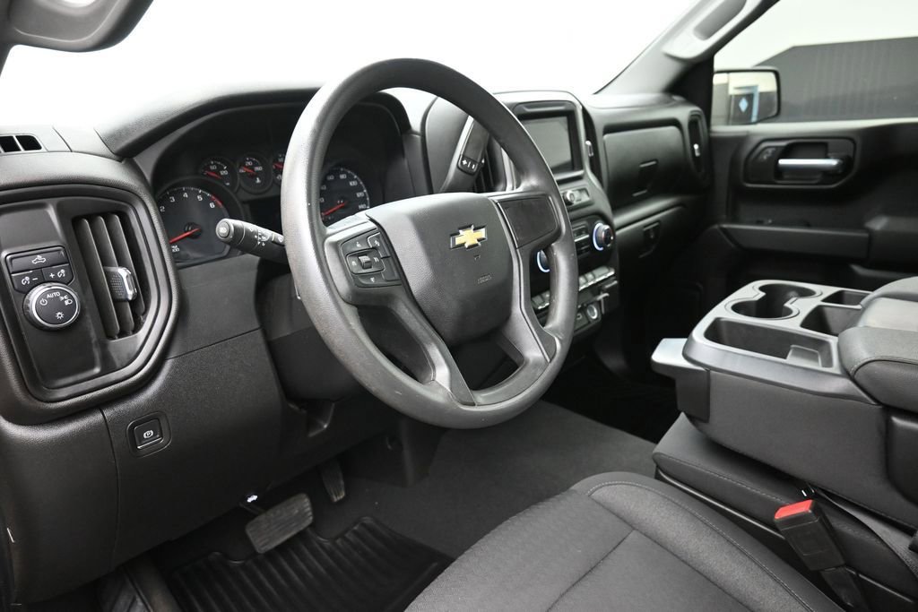 Used 2022 Chevrolet Silverado 1500 Custom RWD image 16