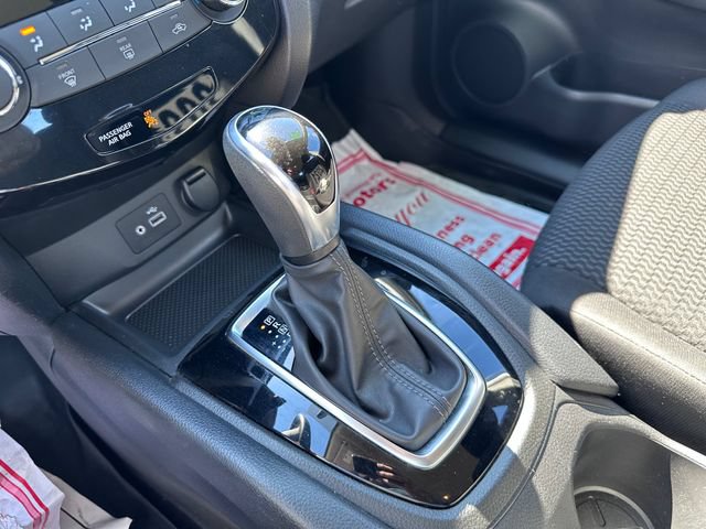 Used 2021 Nissan Rogue Sport S FWD image 16