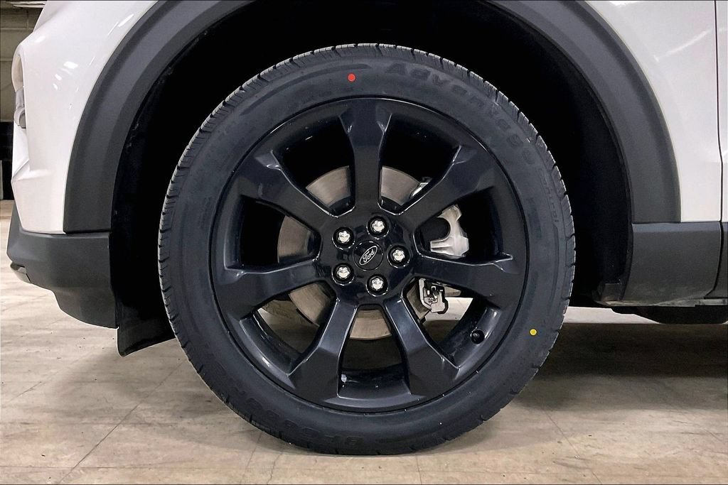 Certified 2023 Ford Explorer ST-Line AWD/4WD image 9