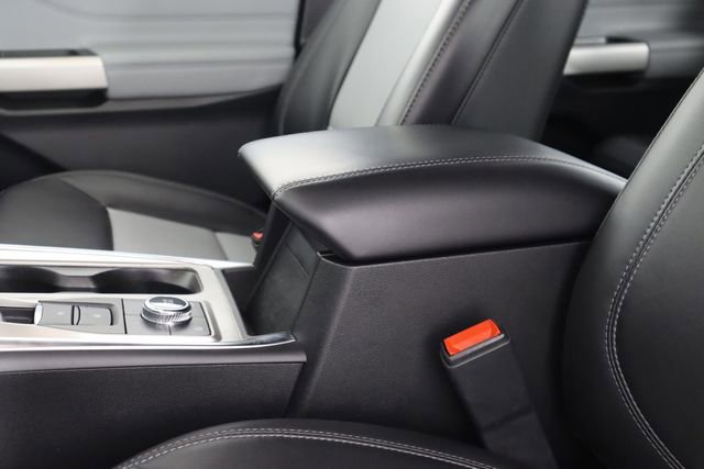 Certified 2022 Ford Explorer XLT w/ Equipment Group 202A image 58