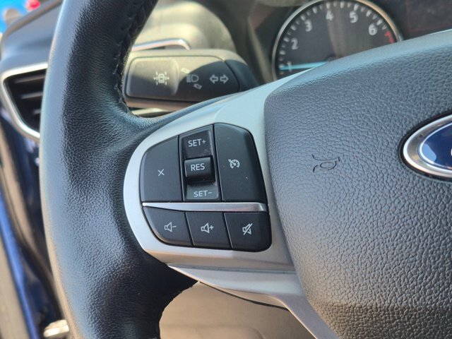 Certified 2023 Ford Explorer XLT w/ Equipment Group 202A AWD/4WD image 15