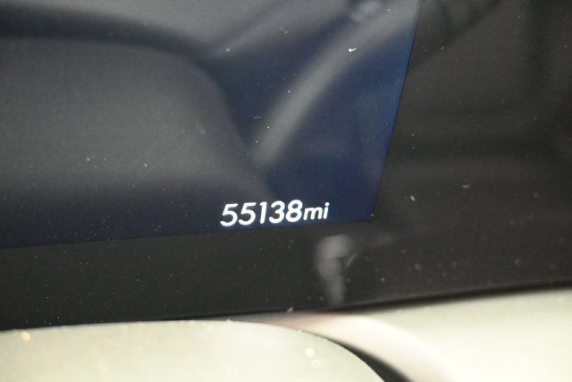 Used 2024 Buick Encore GX Sport Touring AWD/4WD image 19