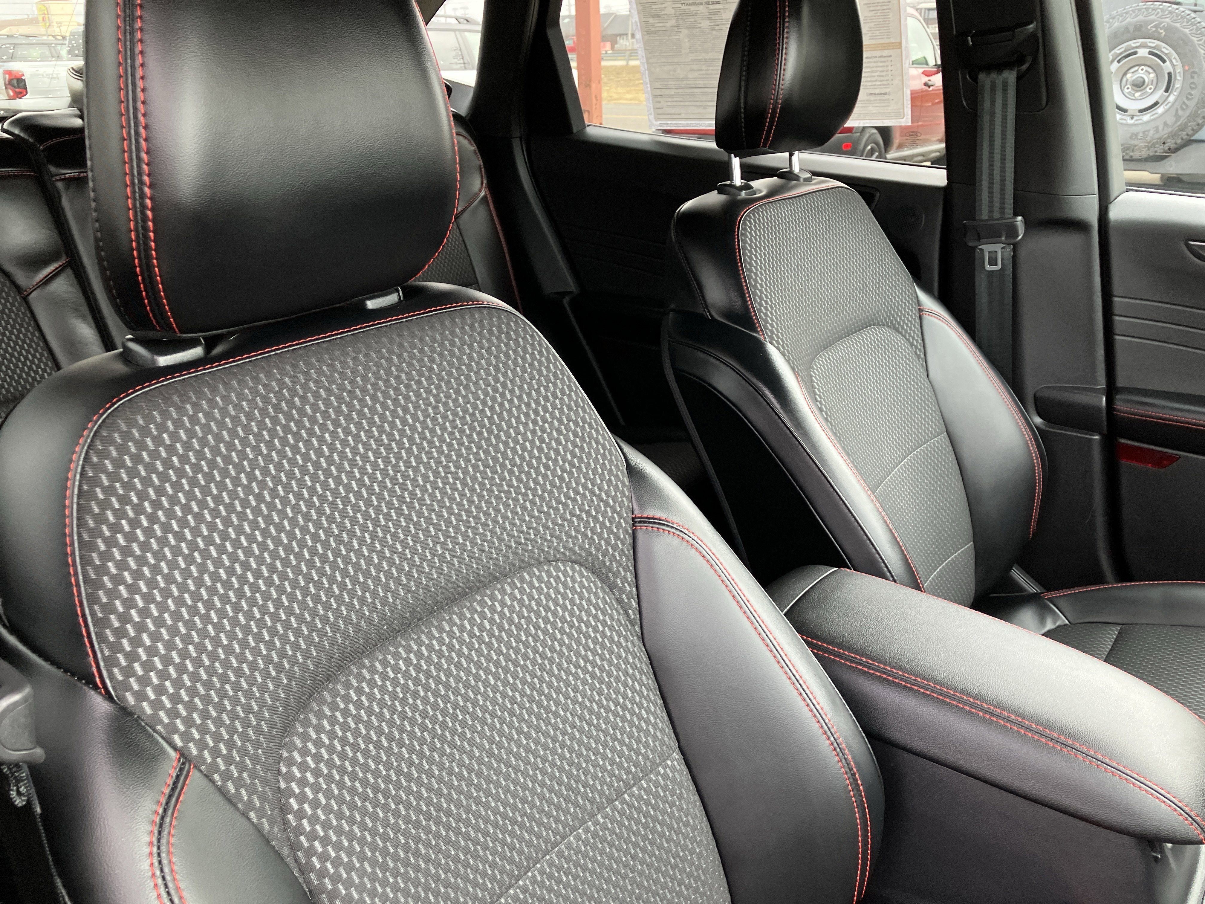 Certified 2023 Ford Escape ST-Line Select w/ Tech Pack #2 image 37