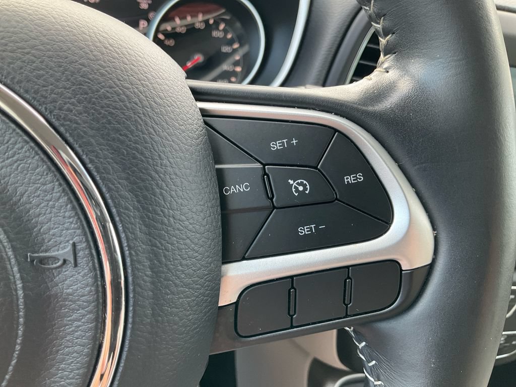 Used 2019 Jeep Compass Latitude w/ Popular Equipment Group FWD image 20