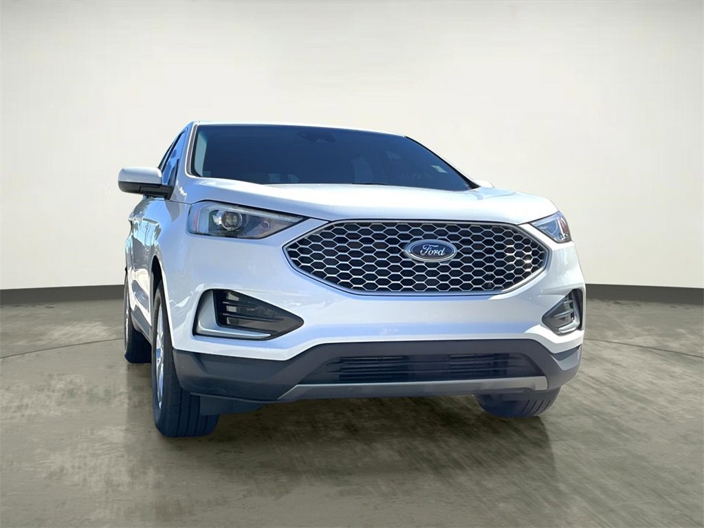 Certified 2024 Ford Edge SEL image 18