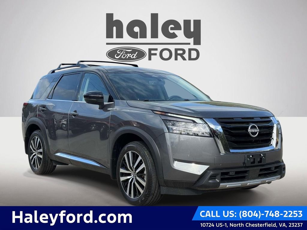 Used 2023 Nissan Pathfinder Platinum image 5