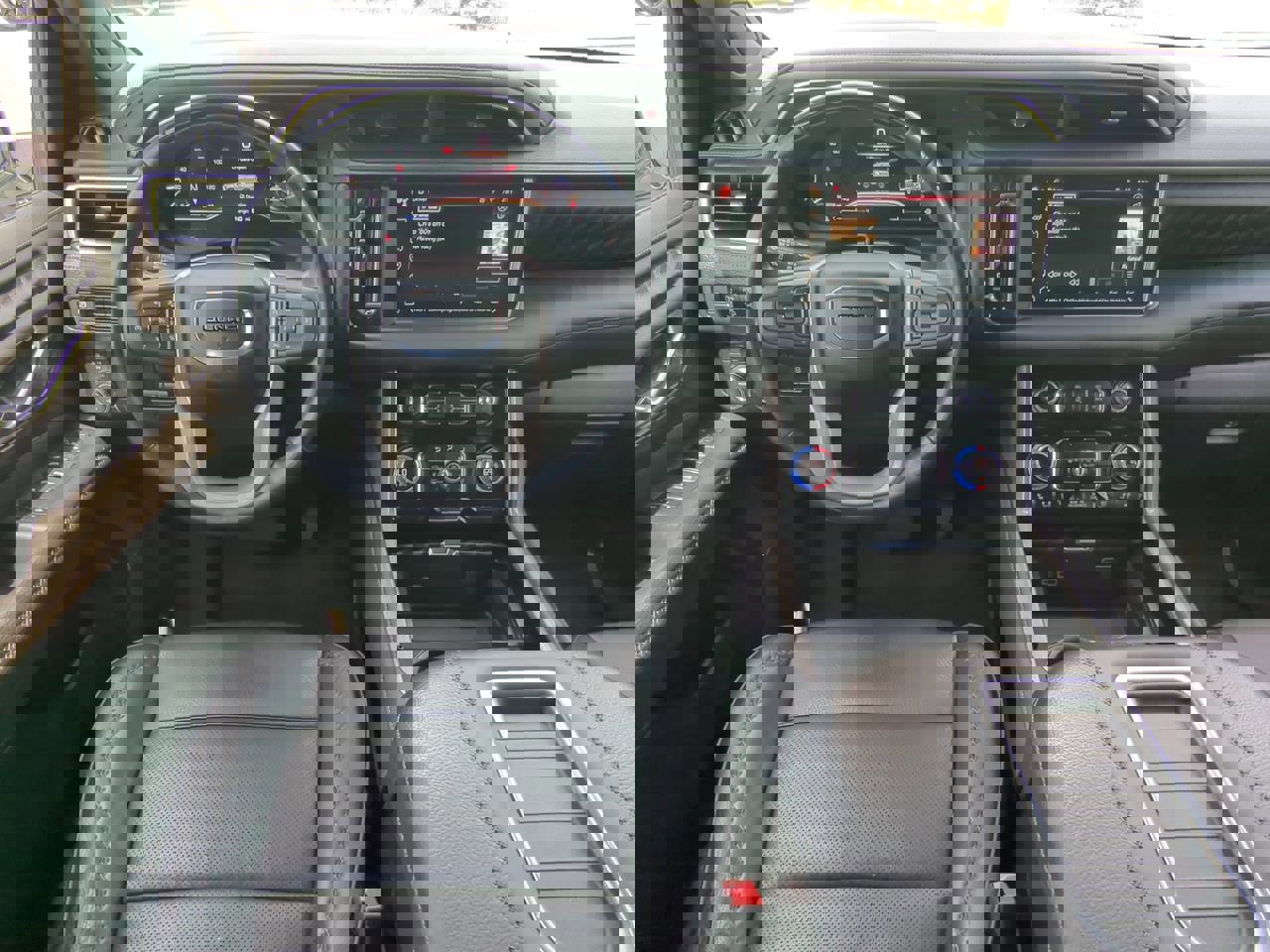 Used 2023 GMC Yukon Denali w/ Denali Reserve Package image 14