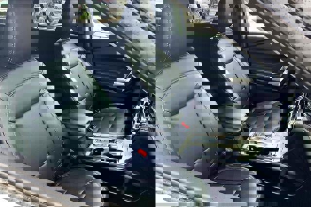 Certified 2023 Ford Explorer Limited image 15