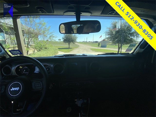 Used 2023 Jeep Gladiator Willys image 17