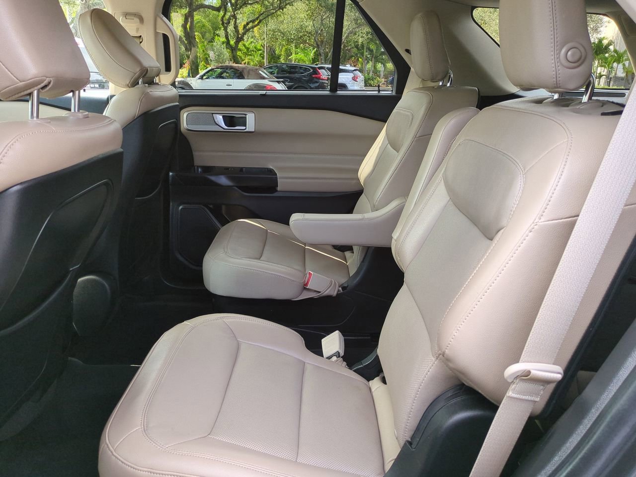 Certified 2020 Ford Explorer Limited image 14