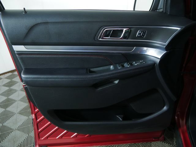 Certified 2017 Ford Explorer Sport w/ Equipment Group 401A AWD/4WD image 21