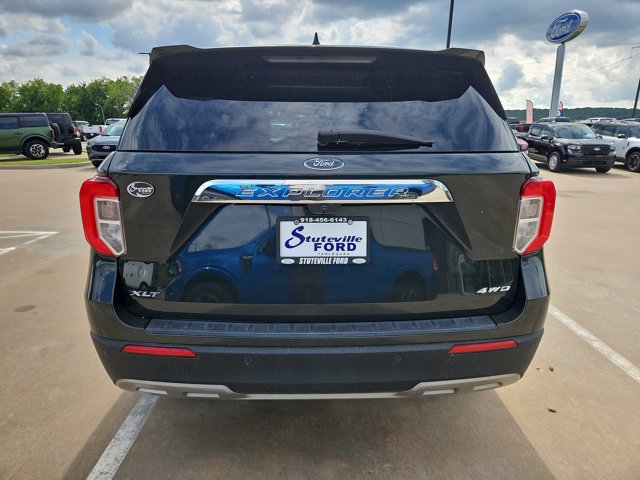 Certified 2022 Ford Explorer XLT w/ Equipment Group 202A AWD/4WD image 4