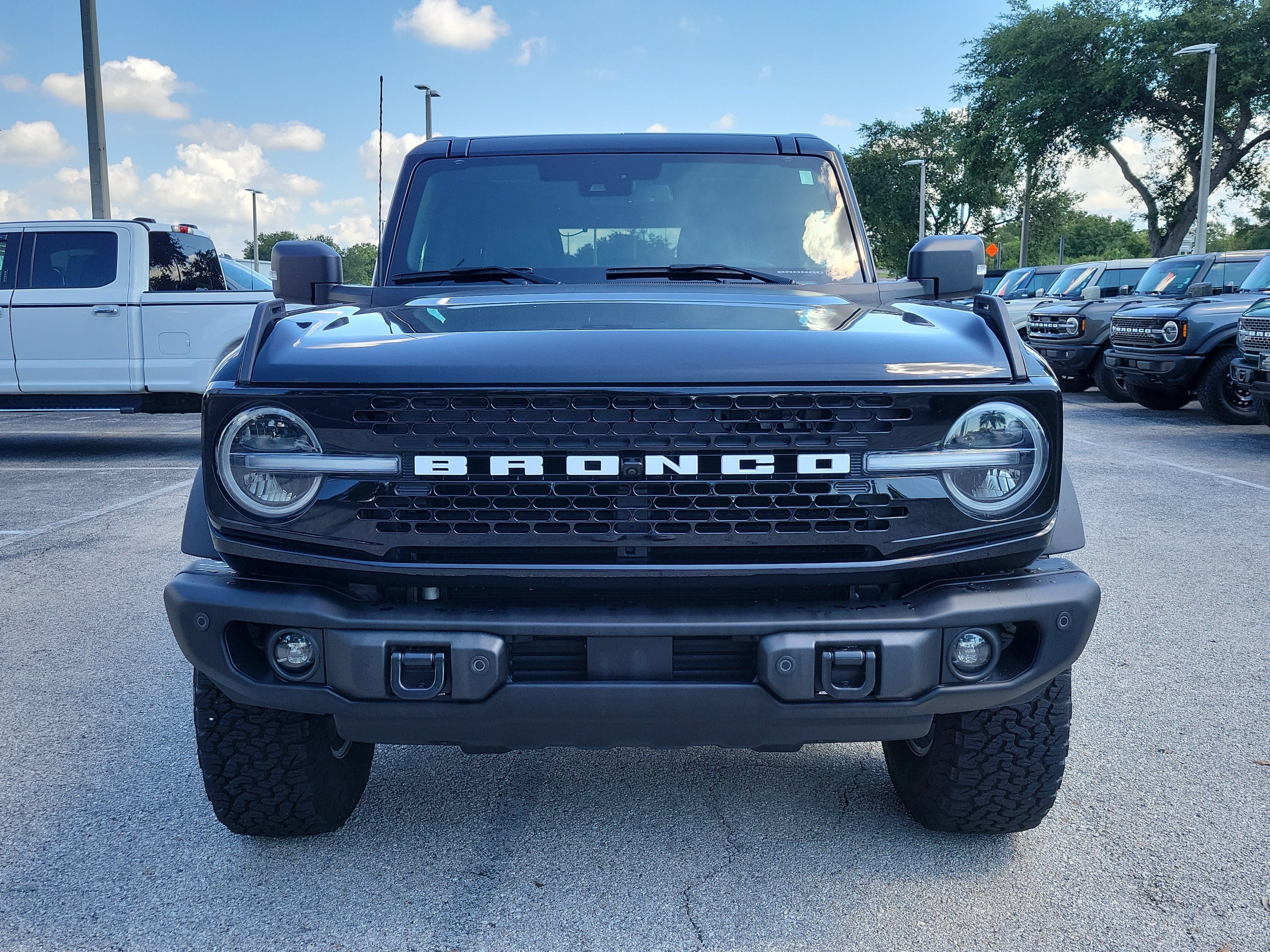 Certified 2025 Ford Bronco Badlands AWD/4WD video 2