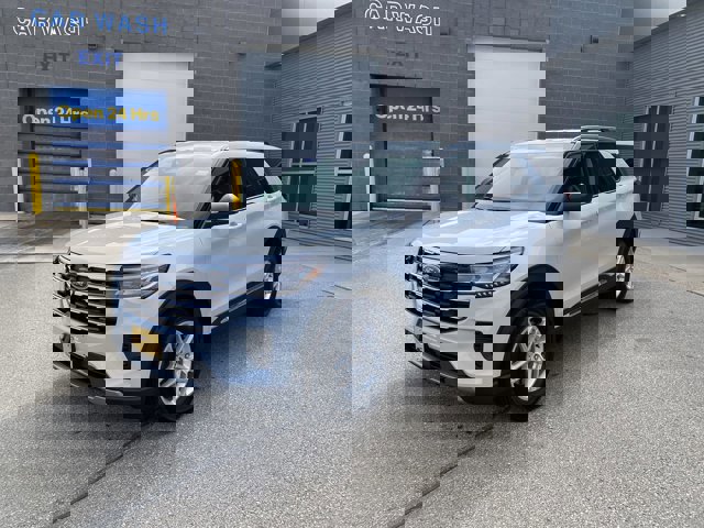 Certified 2025 Ford Explorer Active