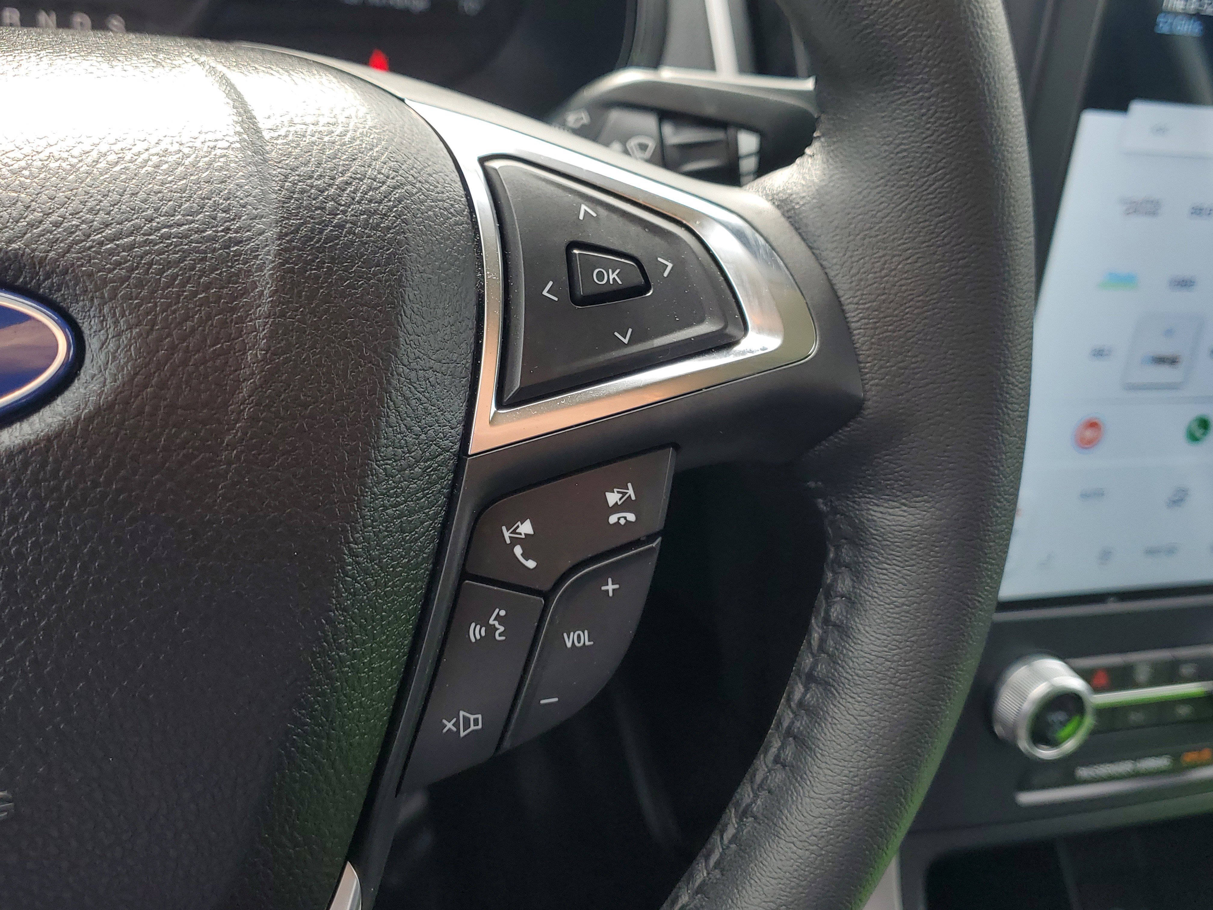 Certified 2022 Ford Edge SEL w/ Convenience Package image 25