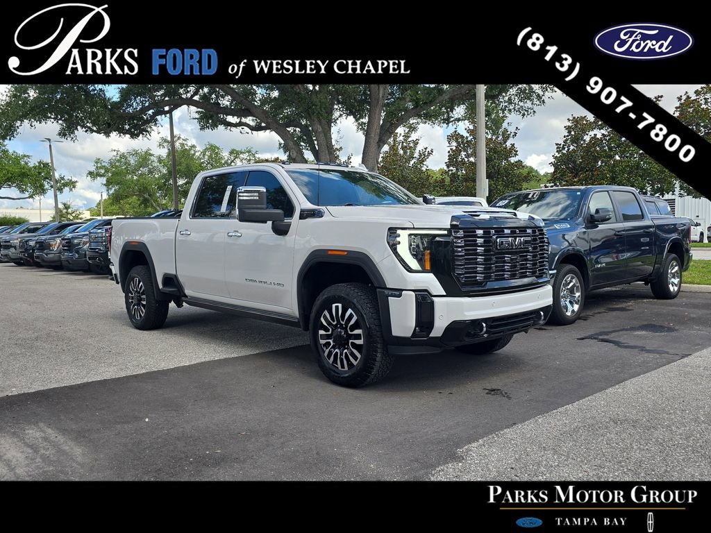 Used 2025 GMC Sierra 2500 Denali Ultimate AWD/4WD image 1