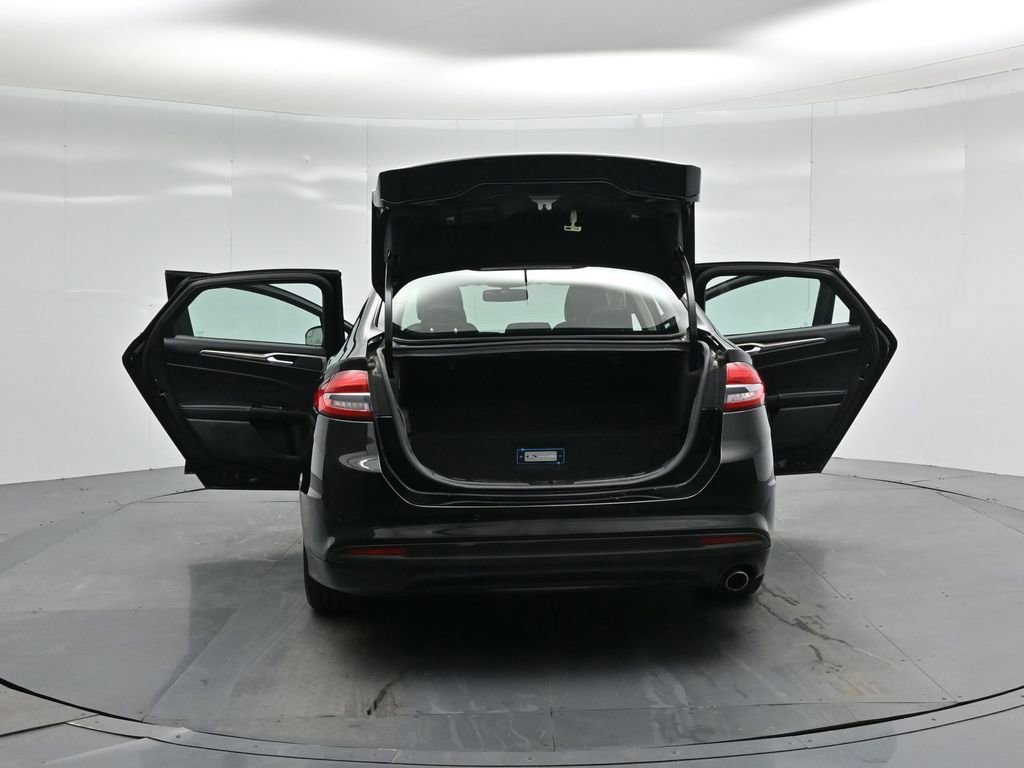 Certified 2017 Ford Fusion Energi SE image 38
