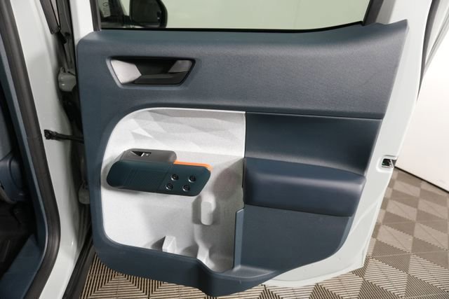 Certified 2024 Ford Maverick XLT w/ XLT Luxury Package image 27