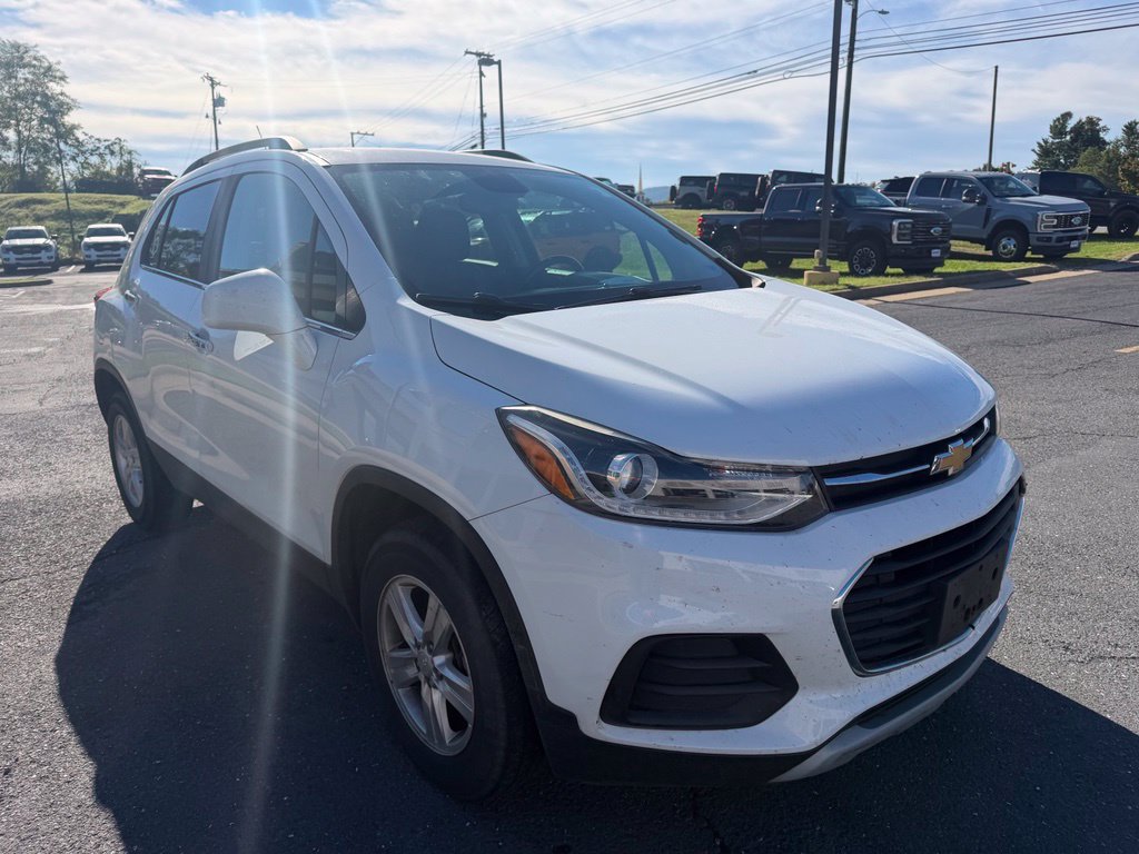 Used 2019 Chevrolet Trax LT w/ LT Convenience Package AWD/4WD image 7