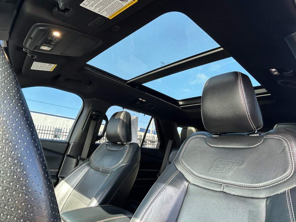 Certified 2022 Ford Explorer ST w/ Equipment Group 401A AWD/4WD image 30