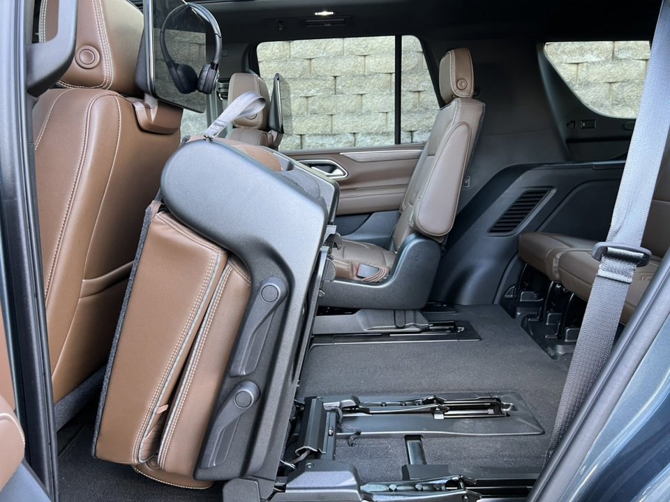 Used 2021 Chevrolet Tahoe High Country image 12