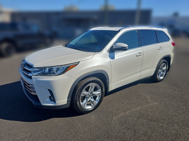 Used 2017 Toyota Highlander Limited