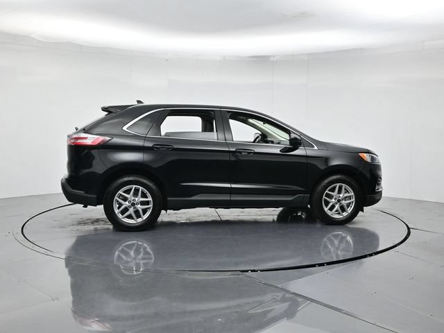 Certified 2023 Ford Edge SEL w/ Convenience Package AWD/4WD image 2