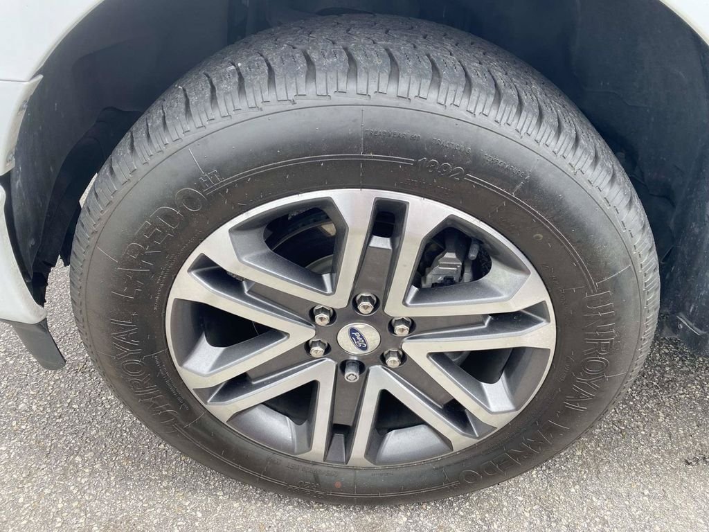 Certified 2021 Ford F150 XL w/ STX Appearance Package RWD image 4