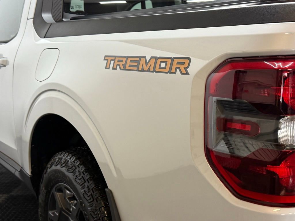 Certified 2025 Ford Maverick Tremor image 13