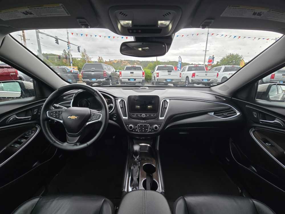 Used 2024 Chevrolet Malibu LT FWD image 15