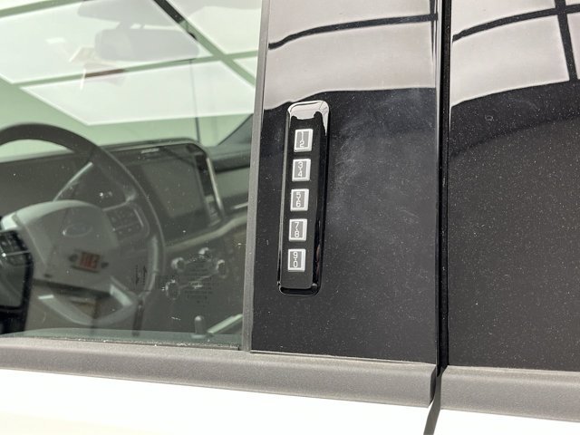 Certified 2026 Ford F250 Lariat w/ Black Appearance Package AWD/4WD image 9
