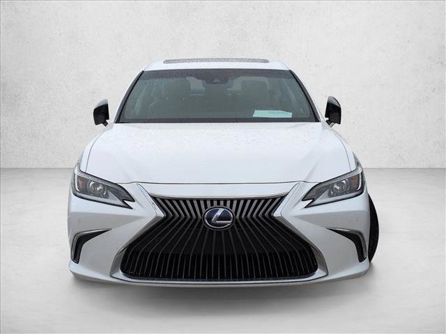 Used 2020 Lexus ES 300h w/ Premium Package image 2