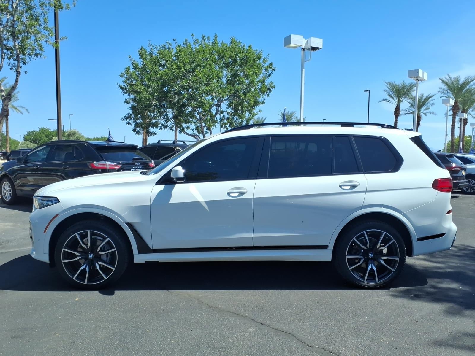 Used 2021 BMW X7 xDrive40i w/ M Sport Package AWD/4WD image 7