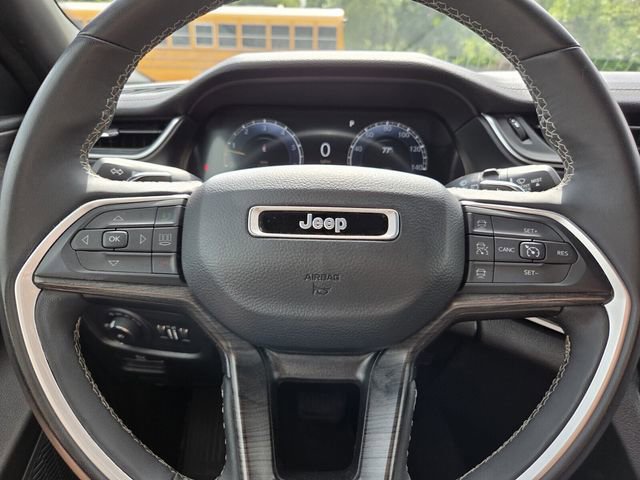 Used 2024 Jeep Grand Cherokee L Limited w/ Luxury Tech Group II AWD/4WD image 26
