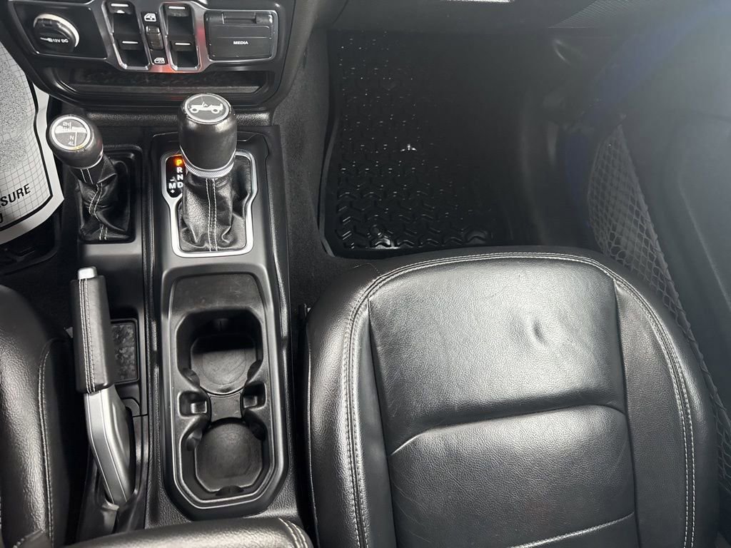 Used 2019 Jeep Wrangler Unlimited Sahara w/ Uconnect 4C Nav & Sound Group image 36