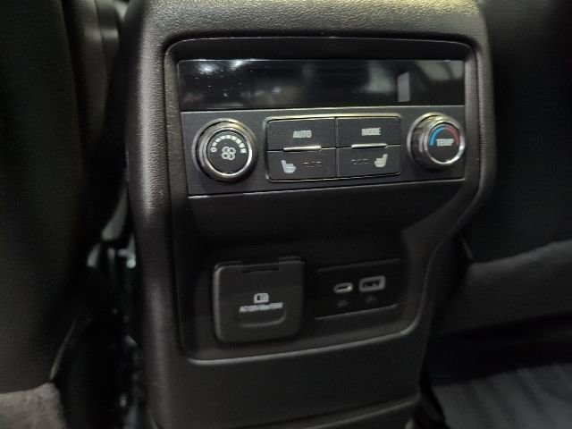 Used 2022 GMC Acadia AT4 image 34