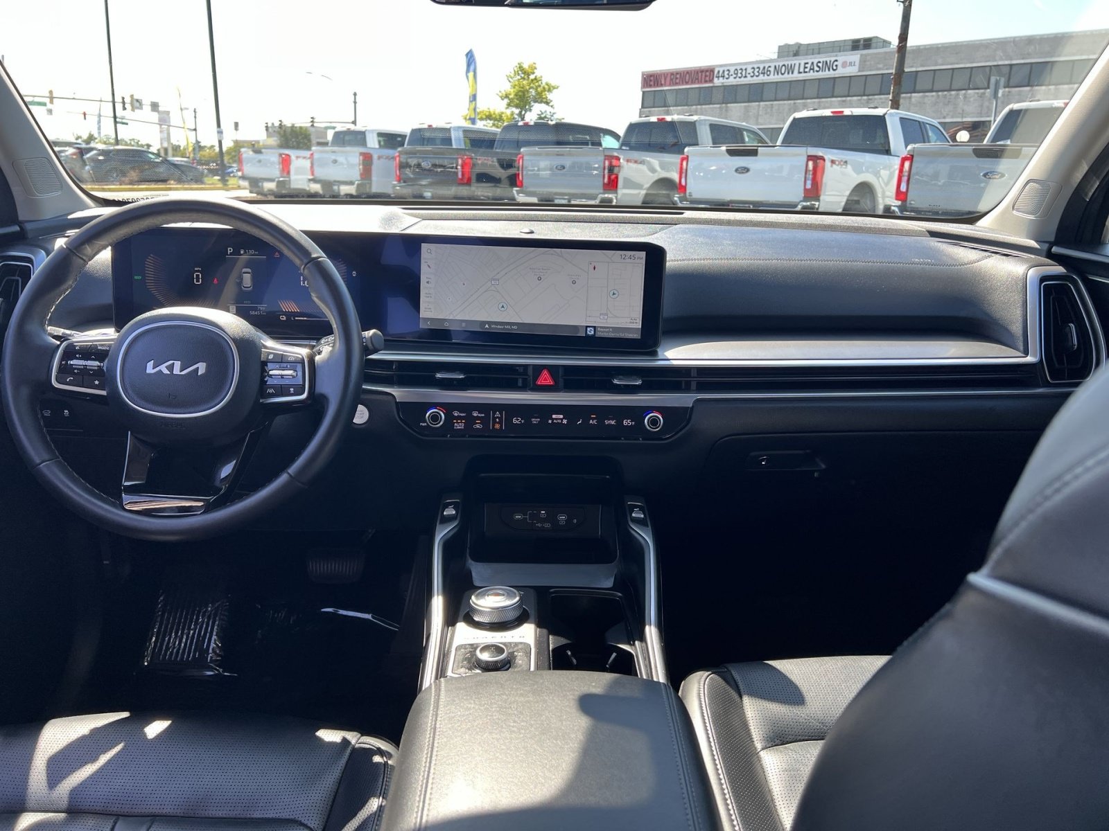 Used 2025 Kia Sorento EX AWD/4WD image 23