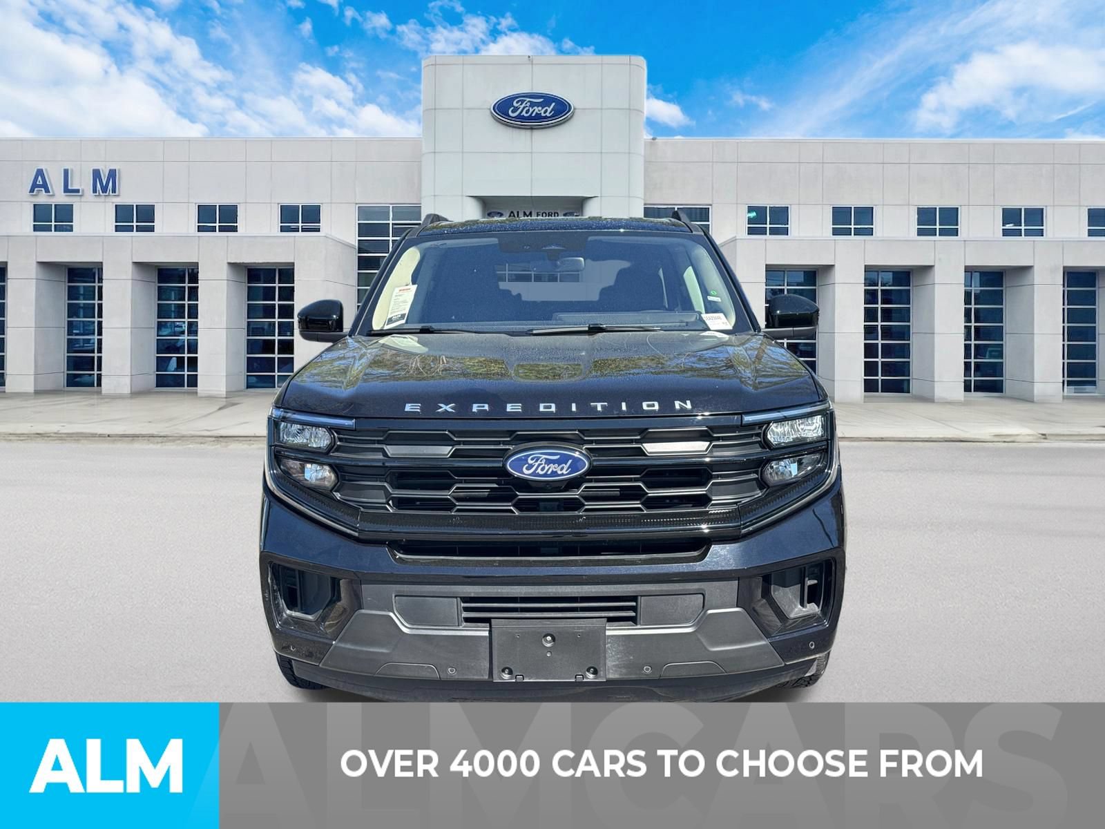 Certified 2025 Ford Expedition Active AWD/4WD image 2