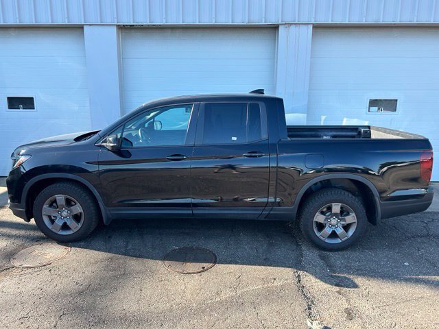 Used 2024 Honda Ridgeline TrailSport image 3