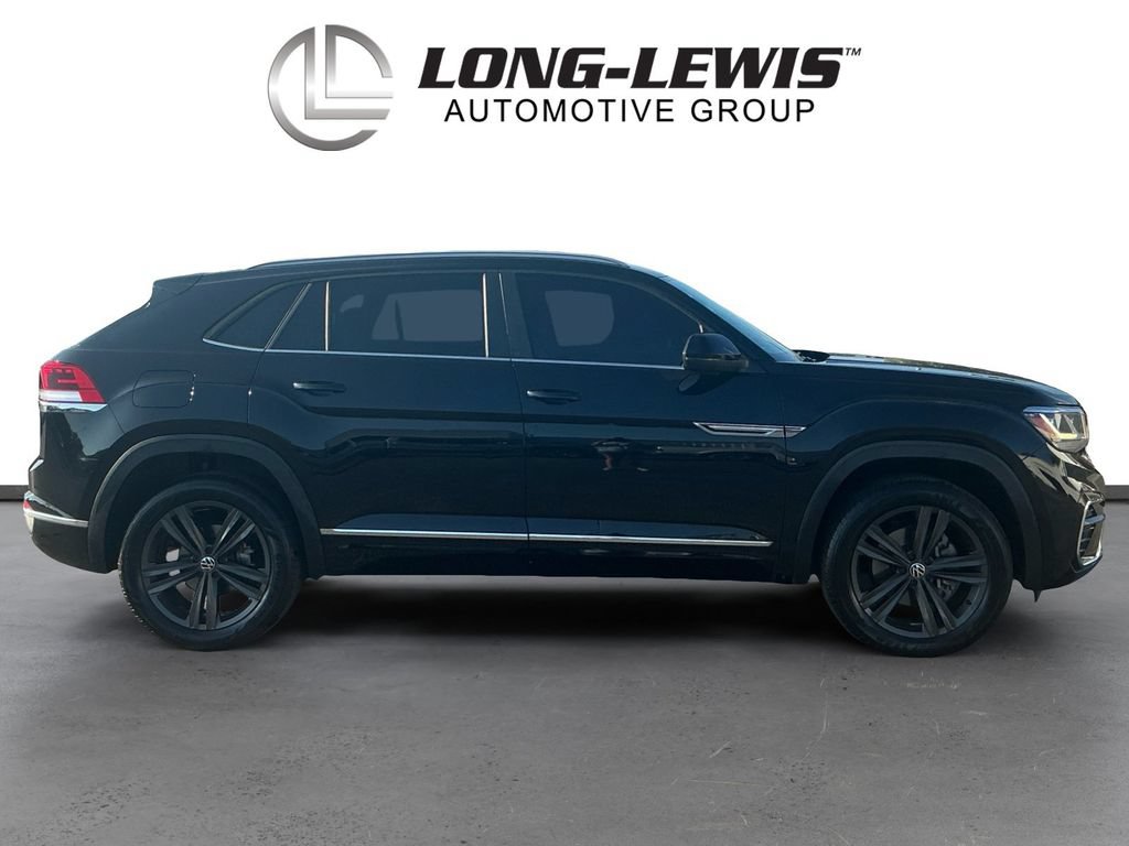 Used 2021 Volkswagen Atlas Cross Sport SE FWD image 8