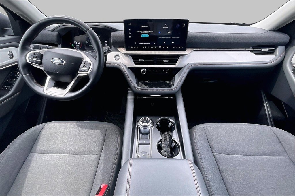 Certified 2025 Ford Explorer Active AWD/4WD image 16