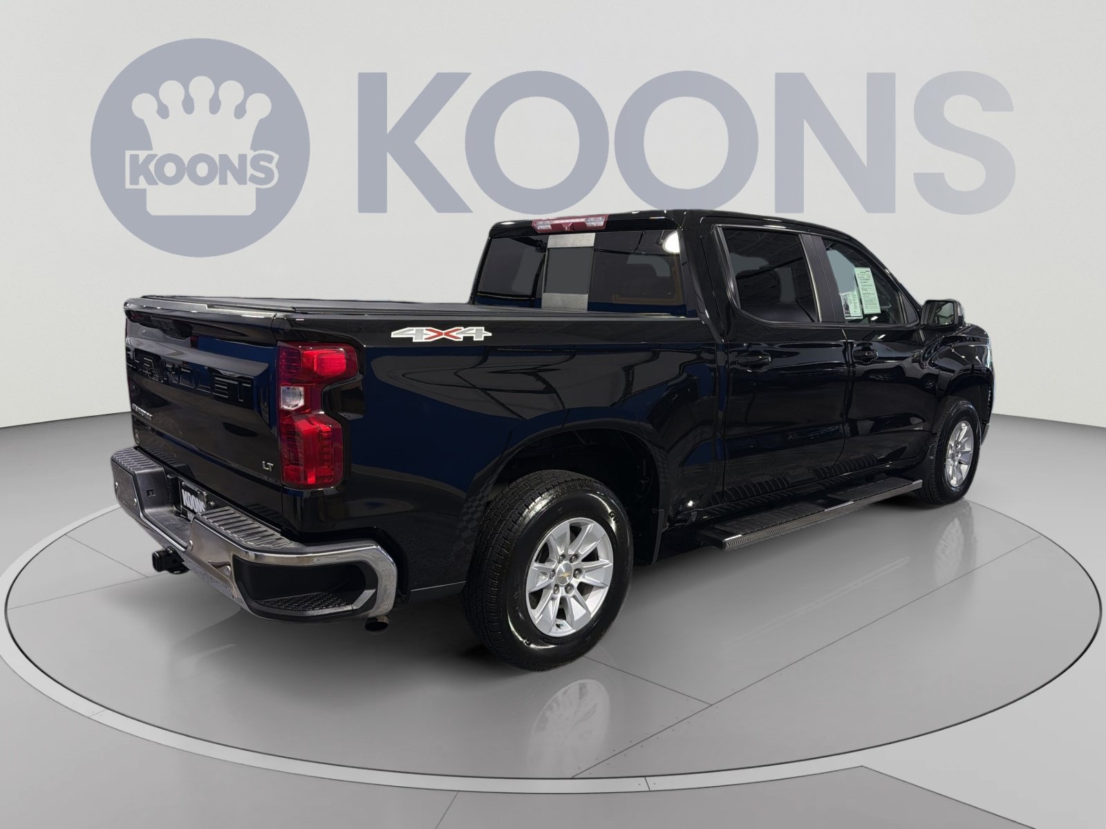Used 2022 Chevrolet Silverado 1500 LT w/ Safety Package AWD/4WD image 7