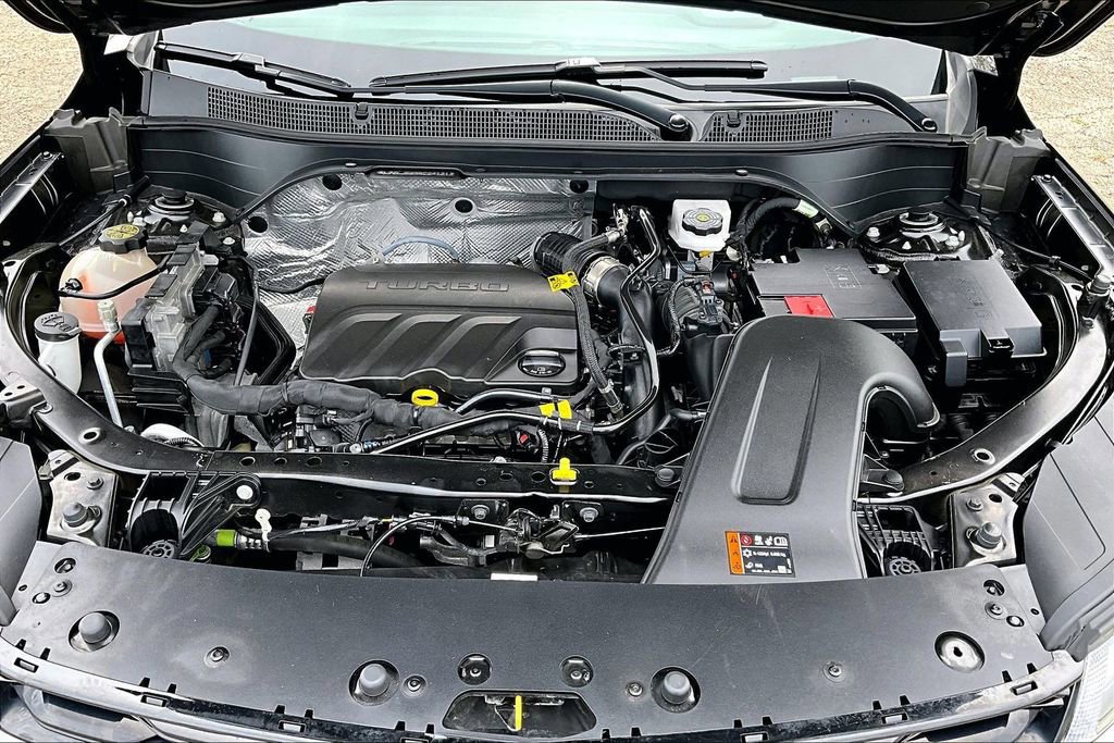 Used 2024 Chevrolet Trax RS w/ Driver Confidence Package FWD image 12