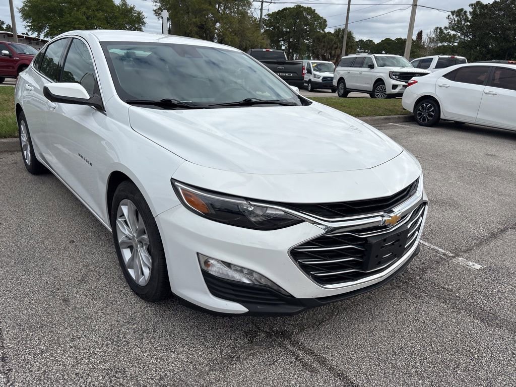 Used 2023 Chevrolet Malibu LT image 2