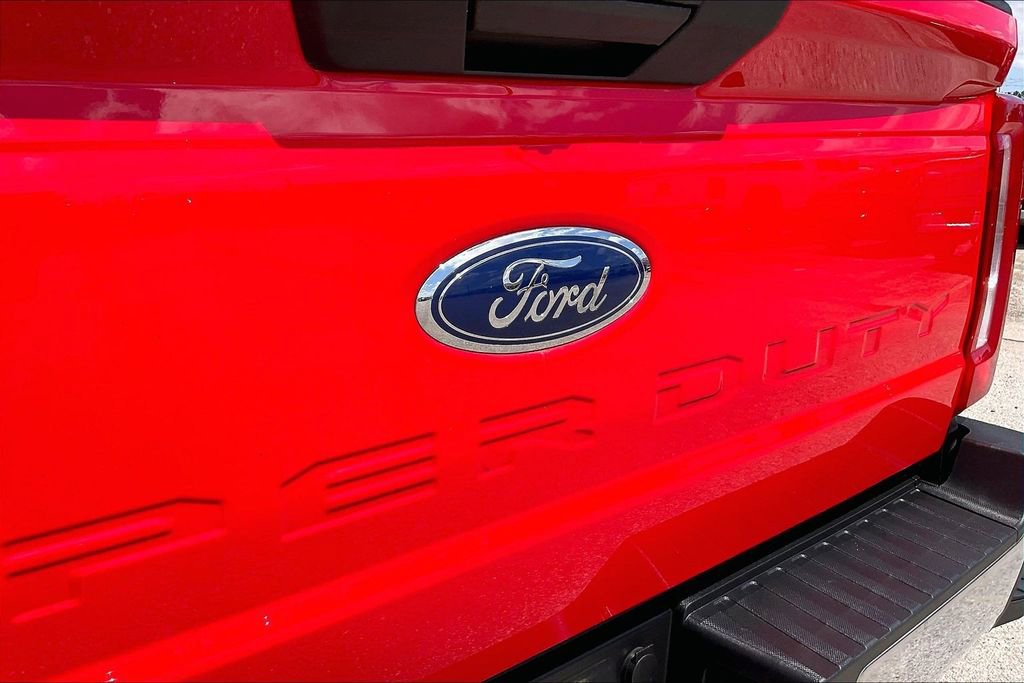 Certified 2025 Ford F350 XLT AWD/4WD image 21