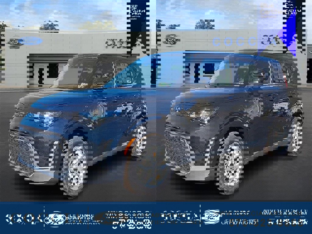 Used 2023 Kia Soul LX w/ LX Technology Package