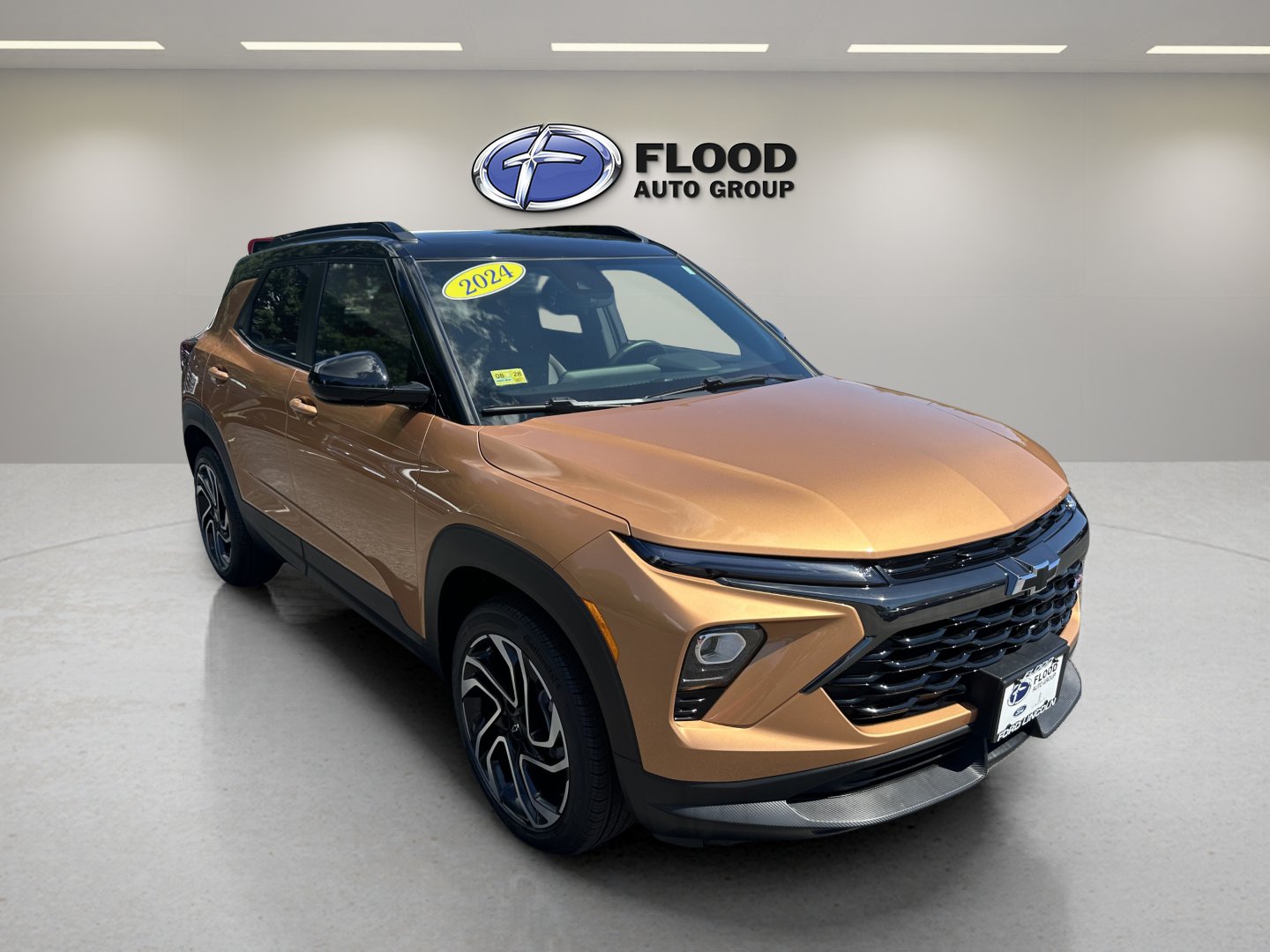 Used 2024 Chevrolet TrailBlazer RS w/ Driver Confidence Package AWD/4WD image 1