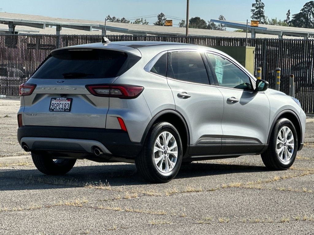 Certified 2023 Ford Escape Active FWD image 5
