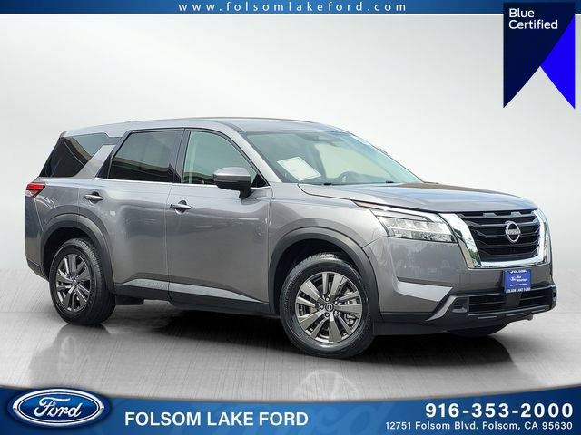 Used 2022 Nissan Pathfinder S image 1