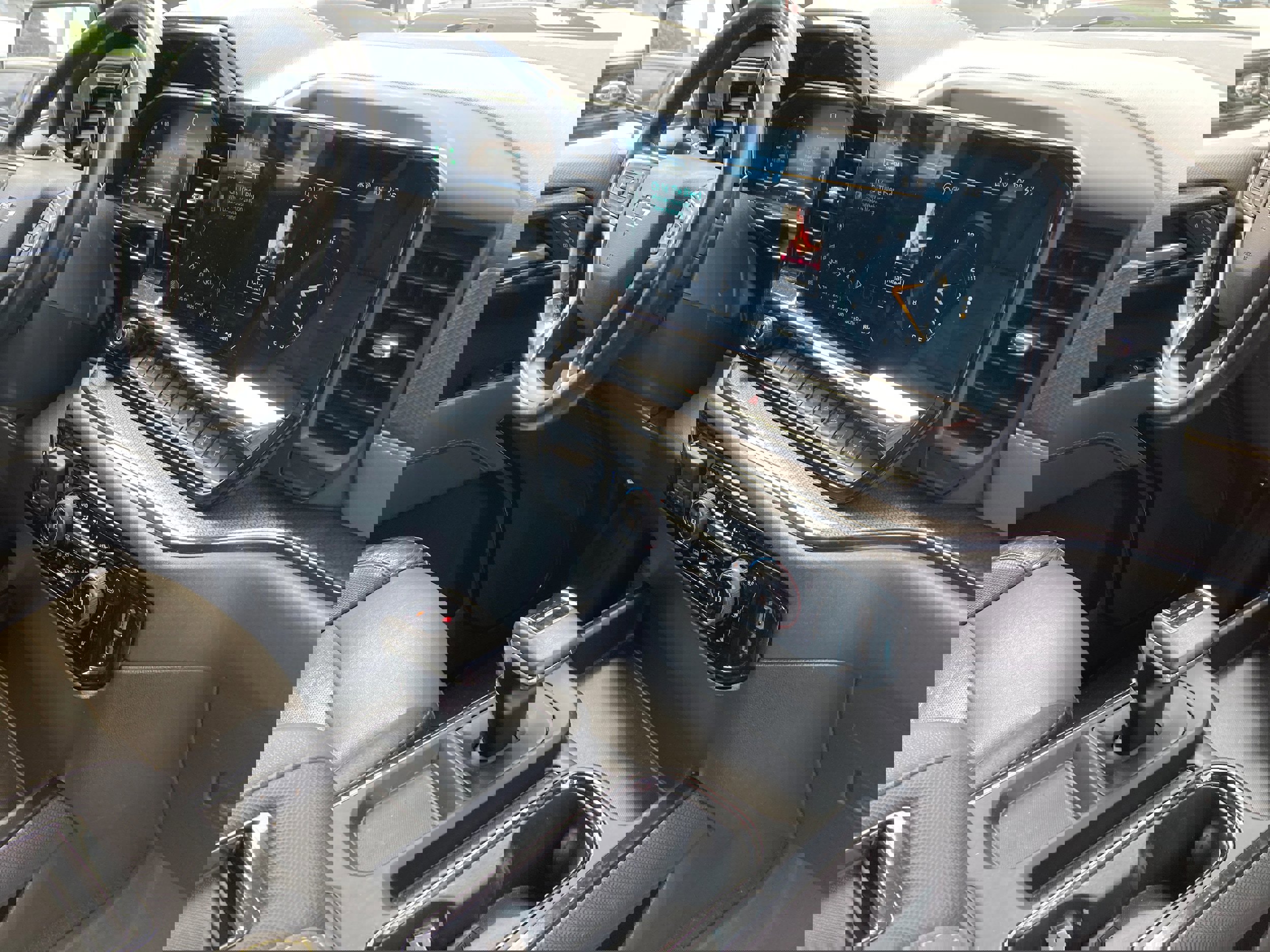 Used 2022 Chevrolet Silverado 1500 ZR2 w/ Technology Package image 19